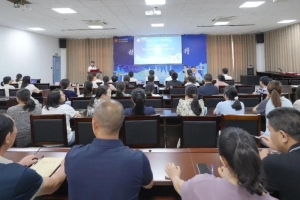 巴中市妇幼保健院庆祝中国医师节表彰优秀医务人员
