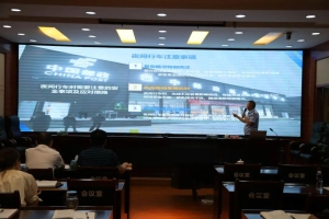 巴中公安交警走进邮政公司开展交通安全宣讲 筑牢行业安全防线