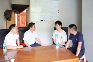 巴州区各学校扎实开展暑期“千师访万家”活动