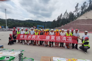 巴中市开展农民工走访慰问活动