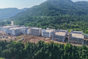 平昌县纺织科技产业园建设进入收尾冲刺期
