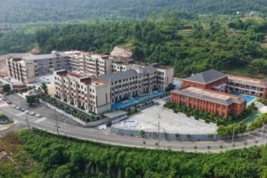 平昌县金宝小学一期续建工程即将投用