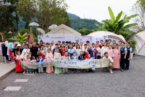 YO伴暖童心 服务护成长｜中邮保险四川分公司联合巴中邮政开展“YO陪伴——营地大讲堂 ”客服季活动