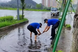 恩阳区综合行政执法局：闻“汛”而动筑牢城市安全堤坝