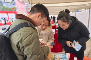 “感恩有您，欢迎回家”丨巴中市多部门联合开展暖心接站服务