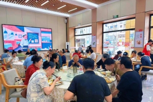 来红福社区“拼好饭”！拼实惠、拼健康、拼邻里有爱