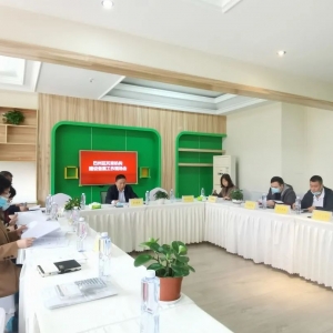 巴州区召开托育机构建设推进会