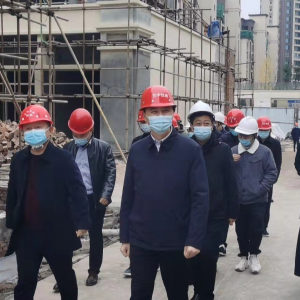 杨毅带队暗访巴州区、经开区建筑工地疫情防控和安全生产工作 ... ...