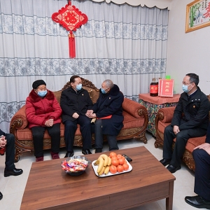彭清华在巴中调研并开展走访慰问活动