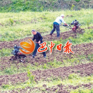 人勤春来早　十里八村备耕忙