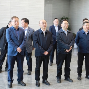 侯中文到平昌县调研