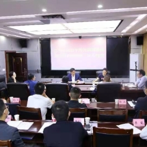 市教育体育局召校外培训机构及托管机构治理工作专题会