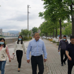吕爱国深入一线督导调研