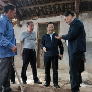 市政协围绕“打造巴中区域性优质白酒基地，培育壮大食品饮料产业”开展专题调研