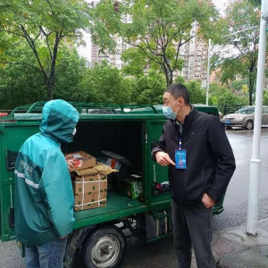 攻坚克难，全力做好“双11”旺季快递服务保障工作