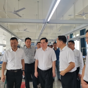 扎实做好就地就近就业创业工作