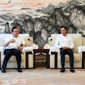 高鹏凌会见中国银行四川省分行党委书记、行长王果一行