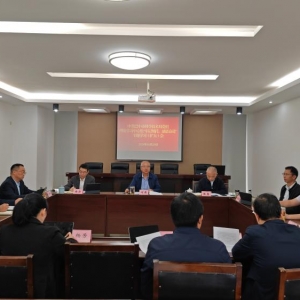 市科技局召开党组理论学习中心组“牢记嘱托、感恩奋进”专题学习（扩大）会