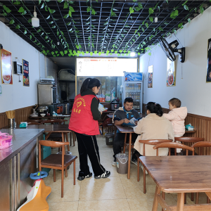 巴中市发展改革委开展  “倡导简约适度 绿色低碳生活方式”宣传活动