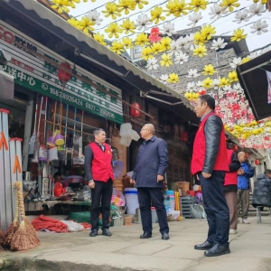 市科技局开展“宪法宣传进社区”活动