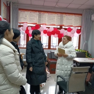 市委常委、统战部部长、市总工会主席温奇志走访慰问妇女儿童