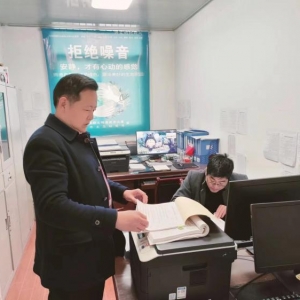 巴中市科技局开展禁毒宣传进社区活动
