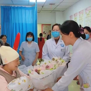 生命奇迹 ‖ 17岁遭遇高位截瘫，38岁在平昌顺利产子，“四川好人”刘秀娟终圆妈妈梦