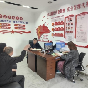 巴中市人大：创新路径 激发代表履职新活力