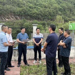 市政协领导率队赴通江县开展巡河工作