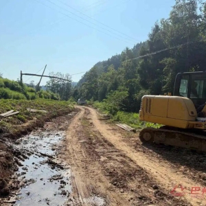 泥巴路→水泥路！白羊坝村的村民笑了