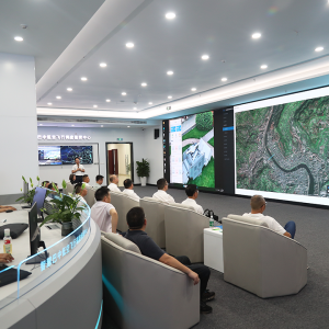 巴中市举行政务低空飞行服务路演活动 绘就低空经济发展新图景