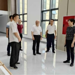 温奇志深入南江调研“巴商茶间荟”企业诉求办理情况