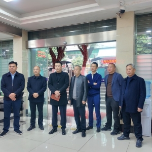 宪法日里探法治 巴中邀代表委员解锁“仲裁+公证+法援”惠民密码