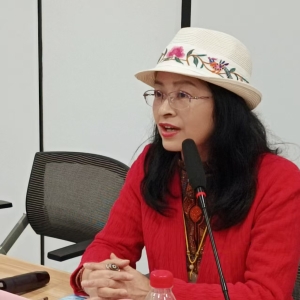 以笔为炬，照见山河与人心—作家阿黛的精神远征