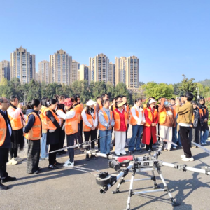 恩阳区：首期无人机驾驶员培训班结业