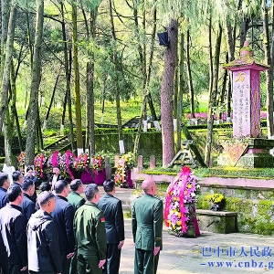 缅怀先烈志 赓续红色魂 我市举行“追寻·2026·清明祭英烈”主题活动