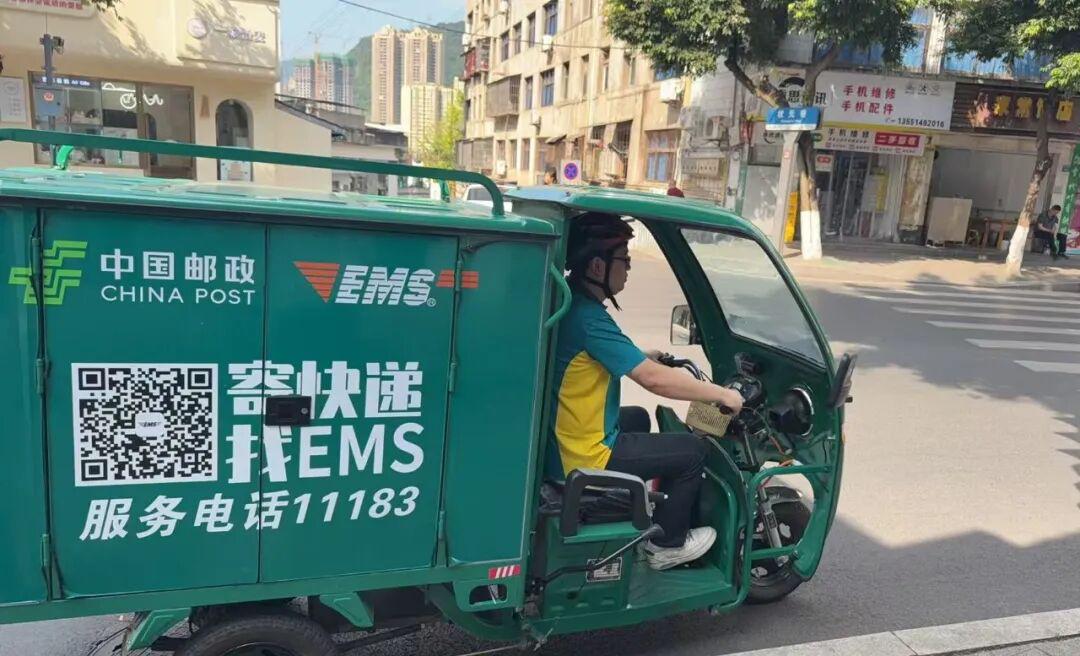 他们是烈日下的真“汗”子