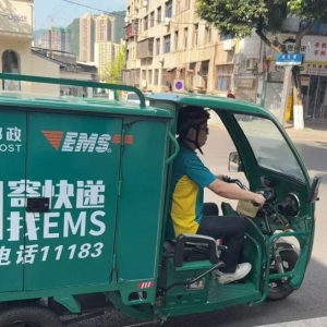 他们是烈日下的真“汗”子